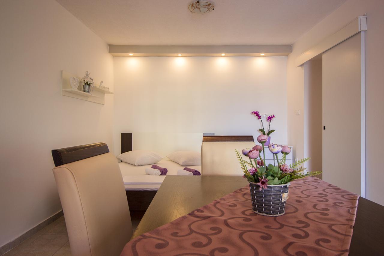 Apartments Hajdi Duce Exterior photo